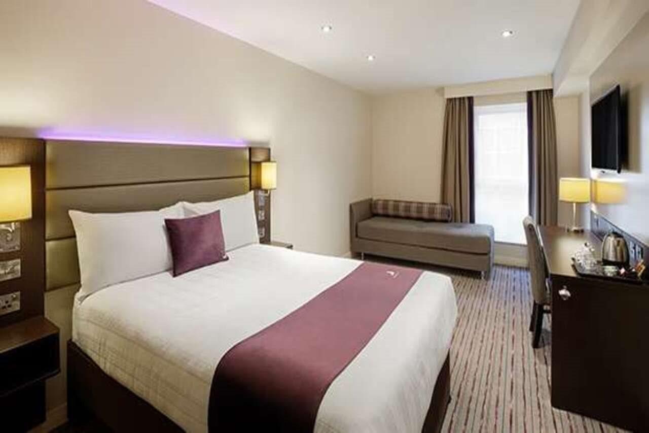 Premier Inn London Gatwick Airport South - London Road Crawley  Luaran gambar