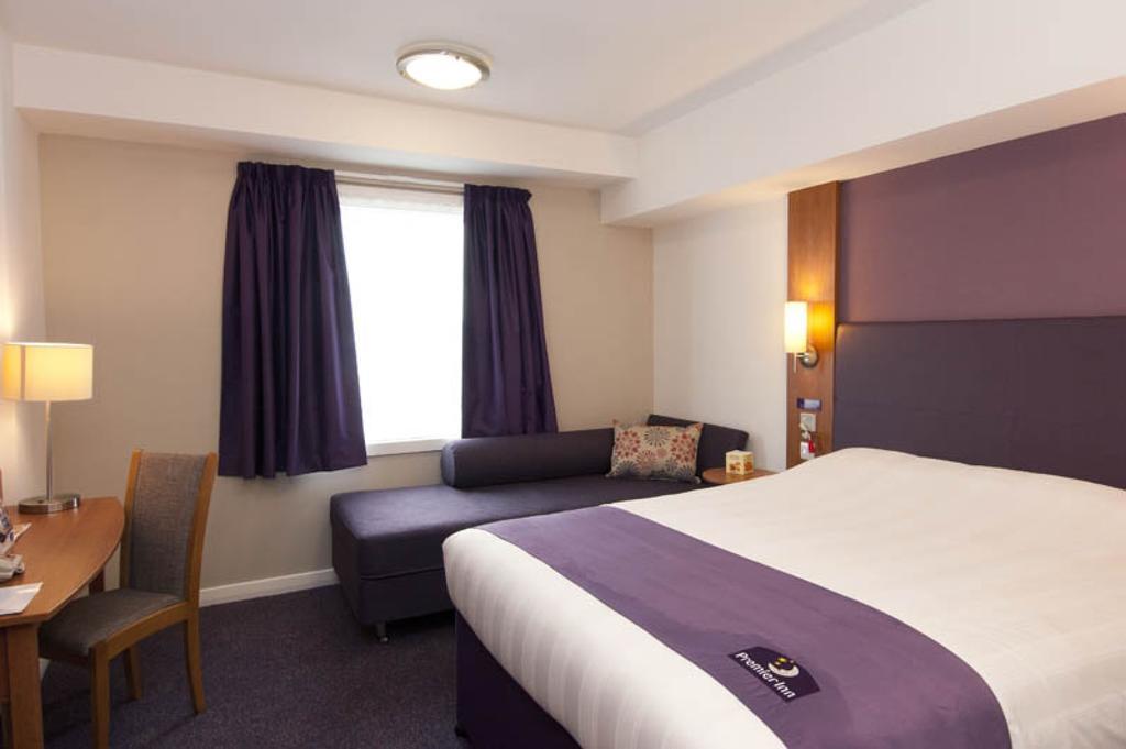 Premier Inn London Gatwick Airport South - London Road Crawley  Luaran gambar